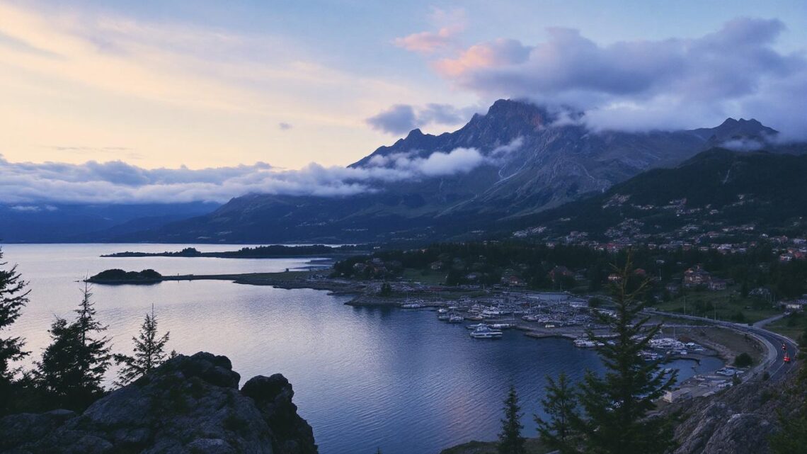 Explorez les meilleurs sites de locations de vacances pour l’Aveyron et les Gorges du Tarn cette saison