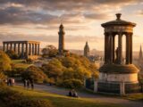 découvrez calton hill, un site emblématique où histoire et architecture se rencontrent pour un voyage intemporel au cœur d'édimbourg.