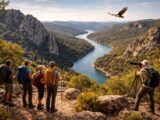 découvrez le parc naturel de monfragüe, un véritable paradis pour les randonneurs et les photographes, offrant des paysages époustouflants et une biodiversité exceptionnelle.