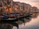 découvrez nos conseils et astuces pour photographier le vieux port vénitien et capturer la beauté authentique de ce lieu emblématique.